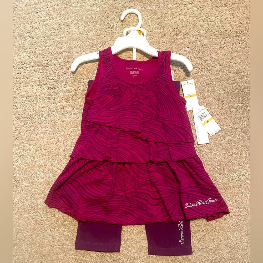 Toddler Girls - Calvin Klein Jeans 2-Piece Set - BRAND NEW - size: 3T